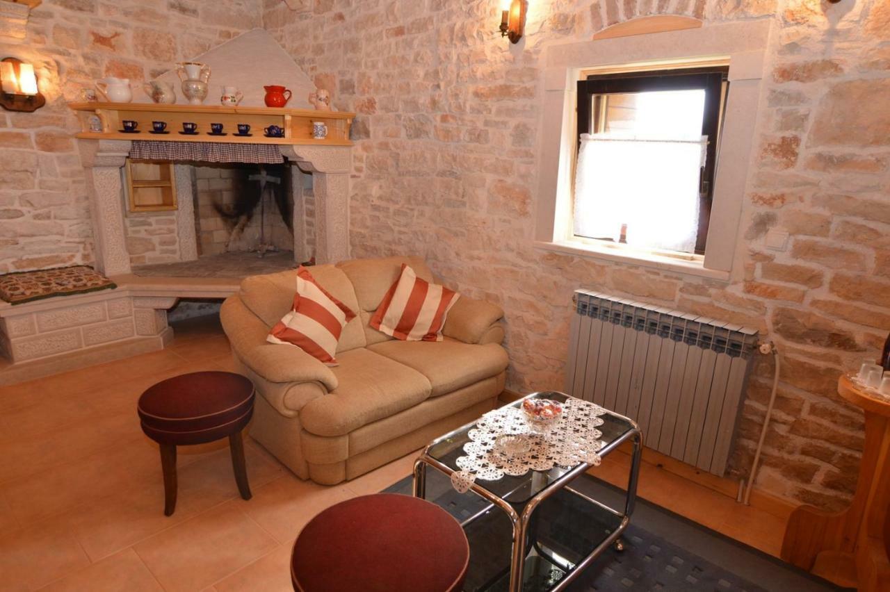 Baderna Apartment Екстер'єр фото