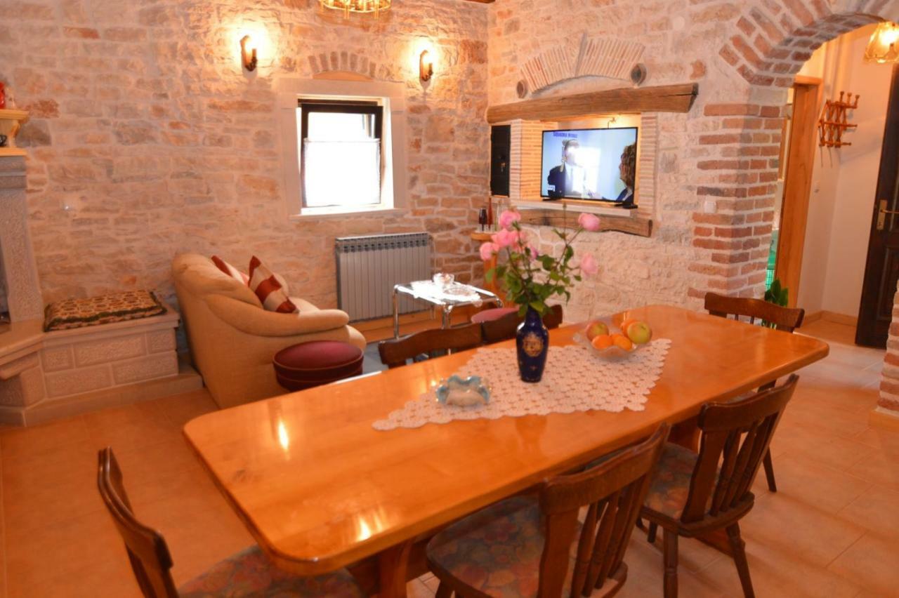 Baderna Apartment Екстер'єр фото